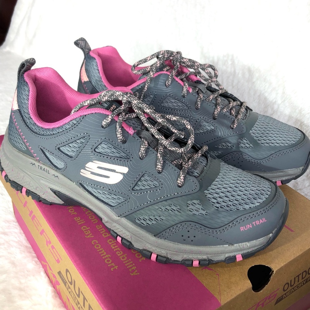 Sketchers Hillcrest - Pure Escapade Outdoor Sneakers